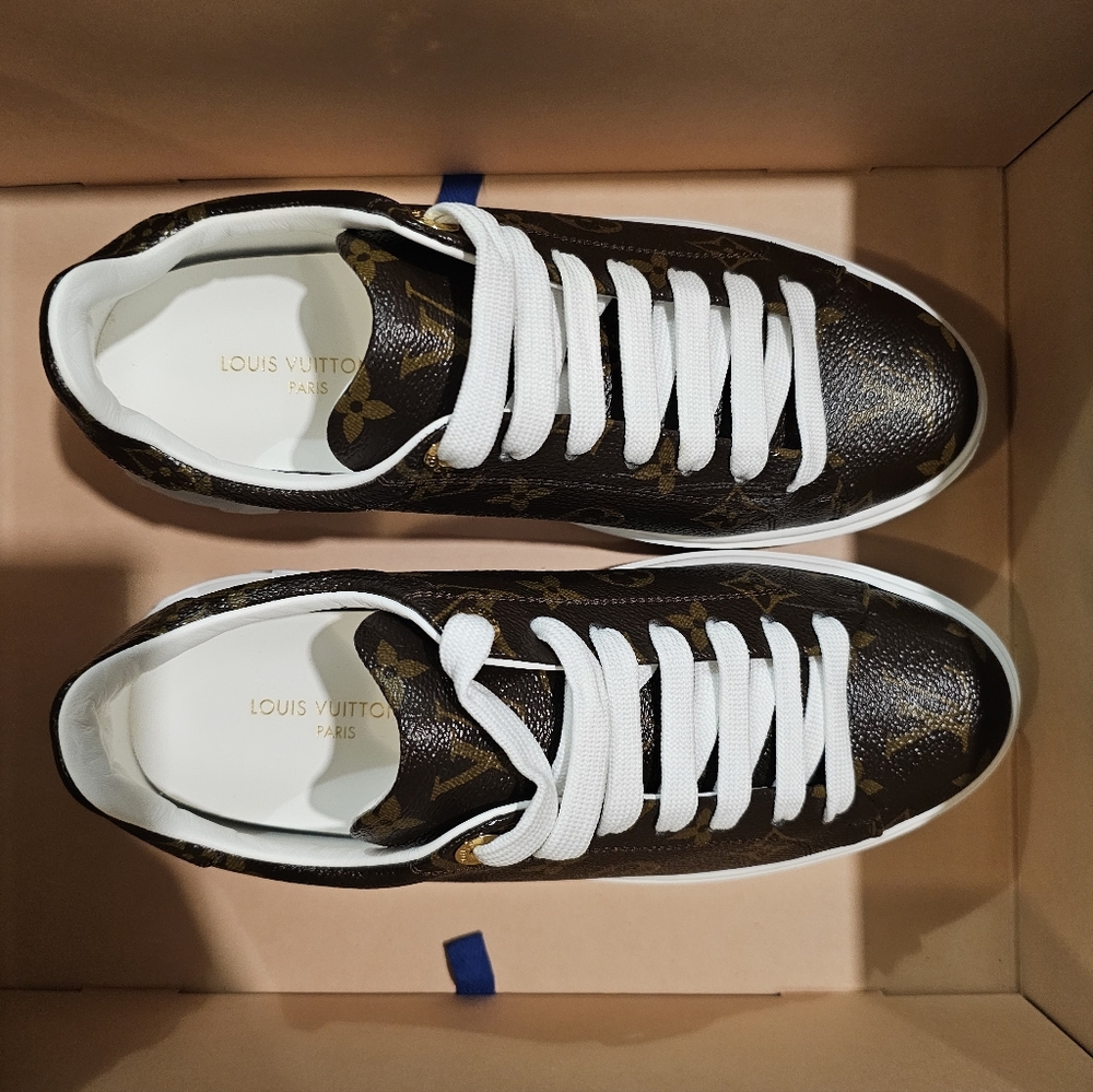 Louis Vuitton Monogram Sneakers - Picture 7 of 12